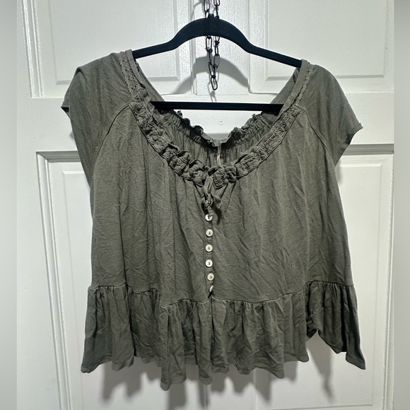 FREE PEOPLE Green Sage Top Size Extra Small Charli Top - Picture 2 of 4